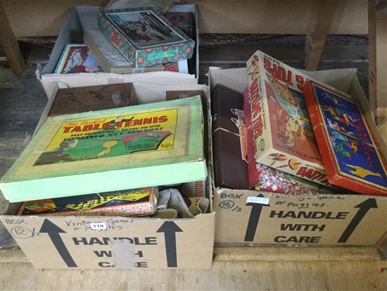 3 boxes of vintage games & puzzles